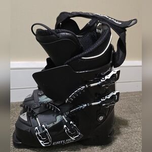 ERTLRENZ Ski Boots Sz 24.5 Good Condition
